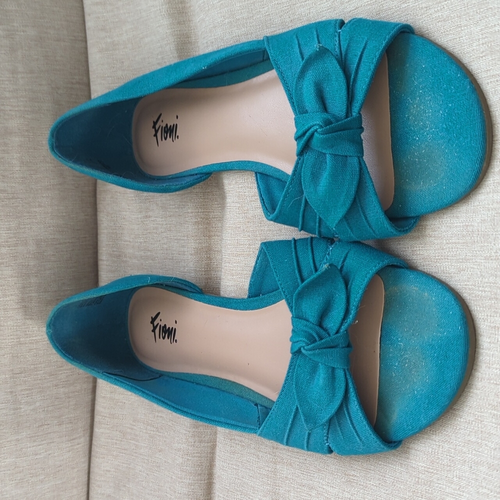 Teal Fioni peep-toe flats